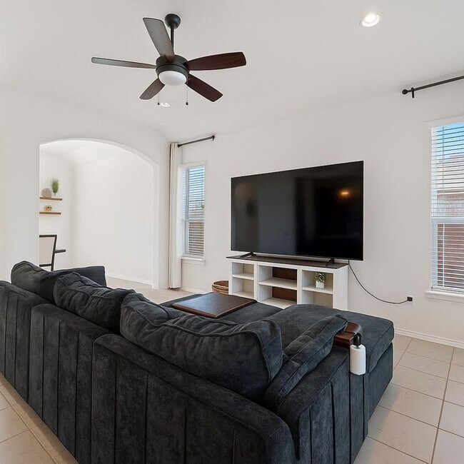 Building Photo - 3620 Cinkapin Dr