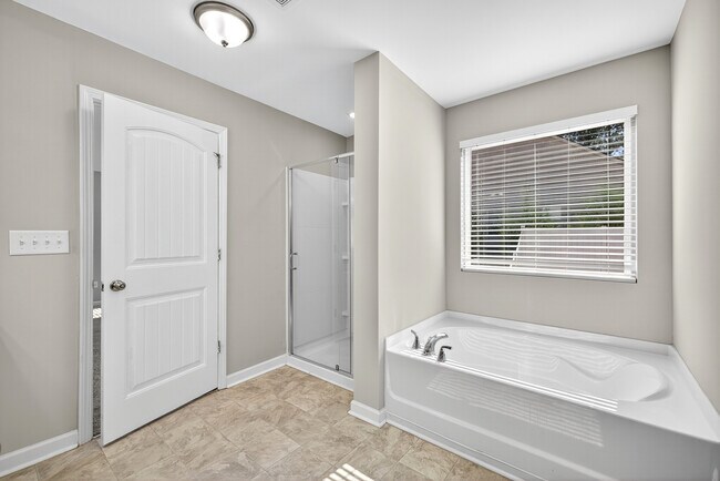 Building Photo - 267 Nongo Wy