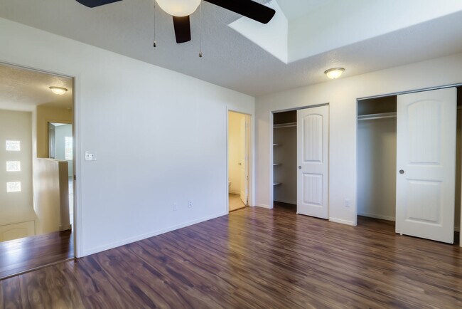 Building Photo - Tramway Townhomes
