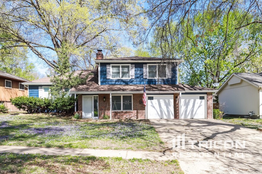Primary Photo - 9512 W 93rd St