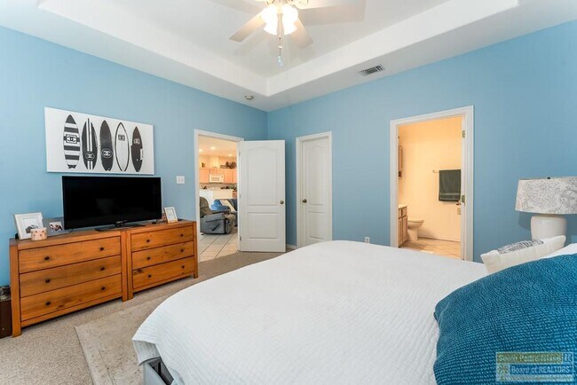 Building Photo - 29 Torrey Pines Dr
