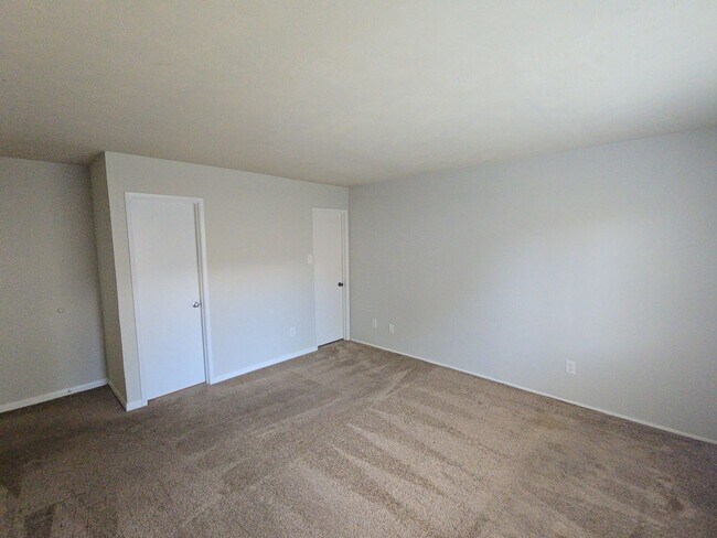 Building Photo - 3906 Postwood Dr