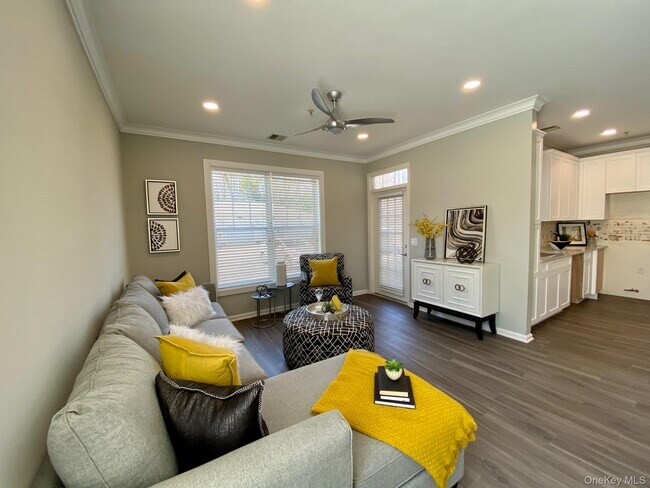 Building Photo - 311 Charles Pond Dr