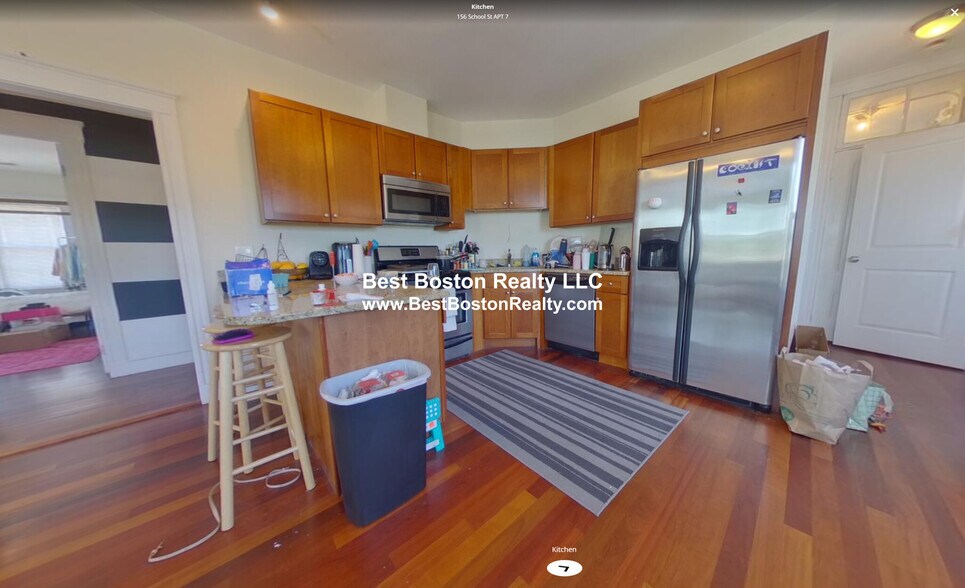 Building Photo - 156 School St