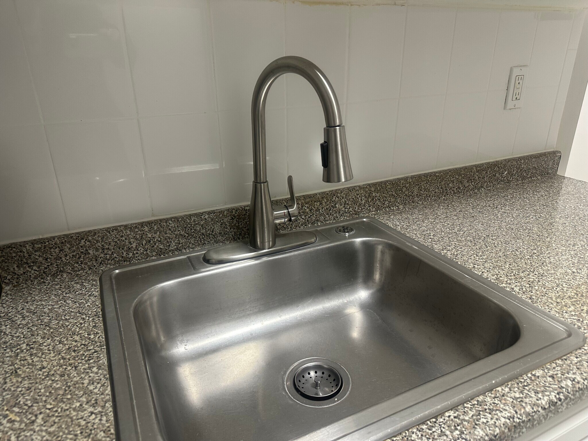 Building Photo - 328 61st St