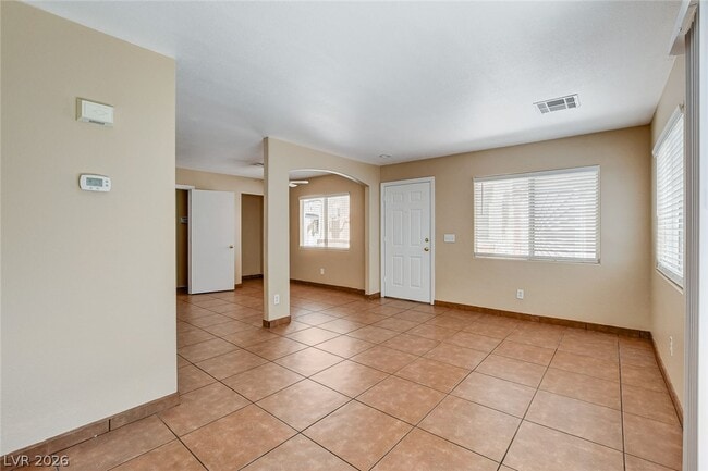 Building Photo - 3290 Dragon Fly St