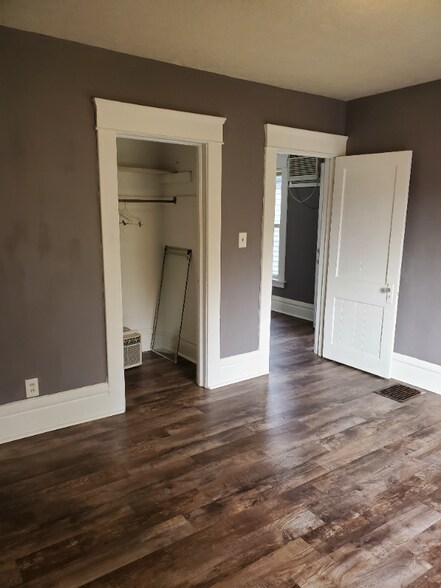 Building Photo - 548 Beech St