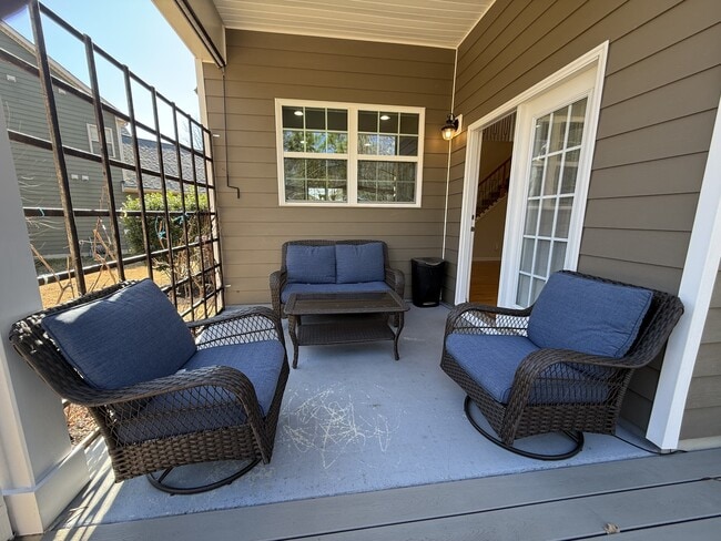 Building Photo - 505 Sweet Laurel Ln