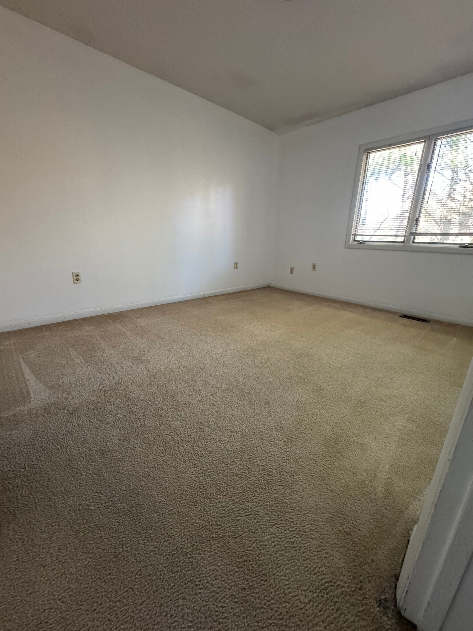 Building Photo - 334 Shenandoah Cir