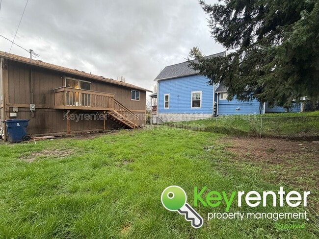 Building Photo - 2506 S Ash St