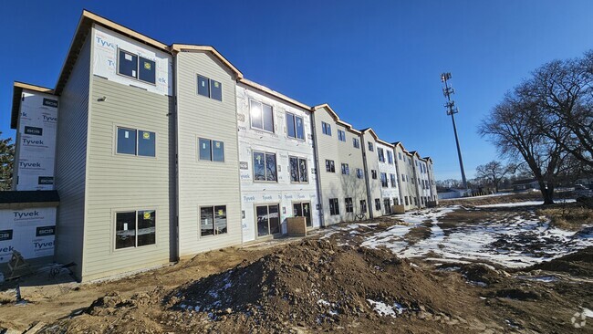 Building Photo - Avenue East