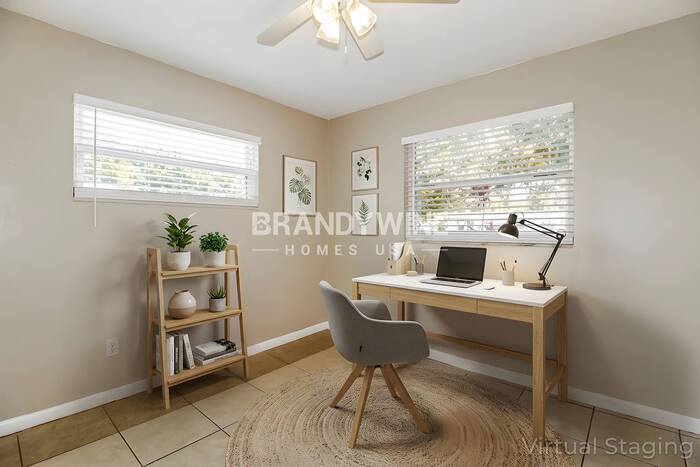 Building Photo - 3221 Thistlehill Dr