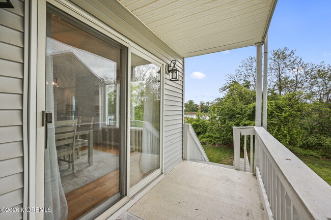 Building Photo - 2 Oyster Creek Dr