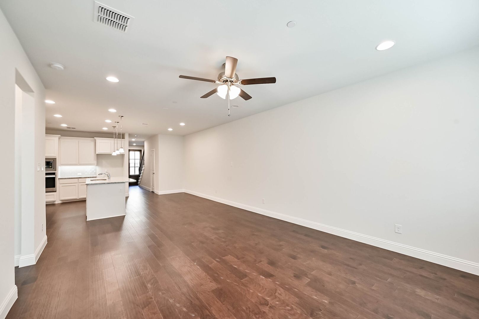 Building Photo - 4252 Mingo Dr