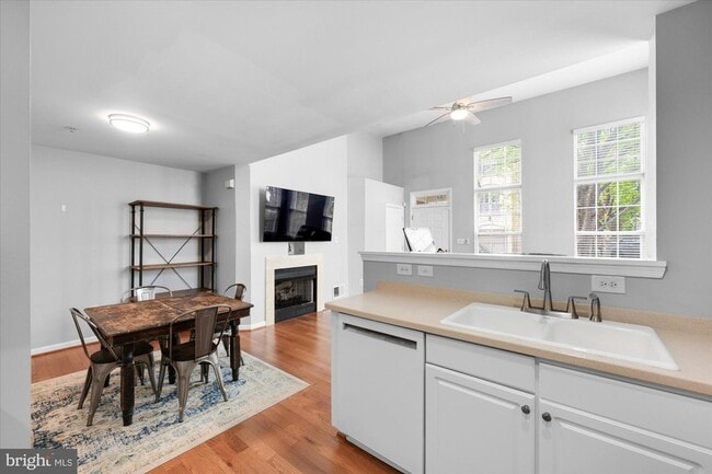 Building Photo - 4910 Barbour Dr