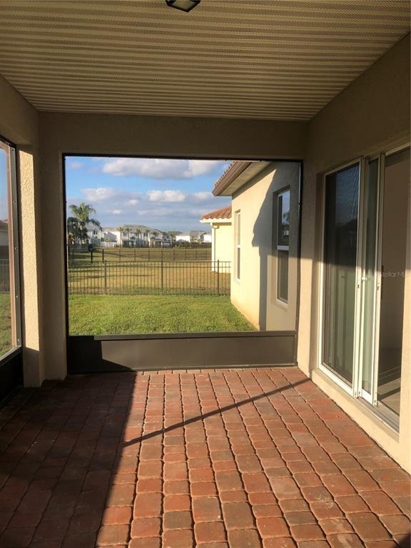 Building Photo - 3211 Silver Fin Way