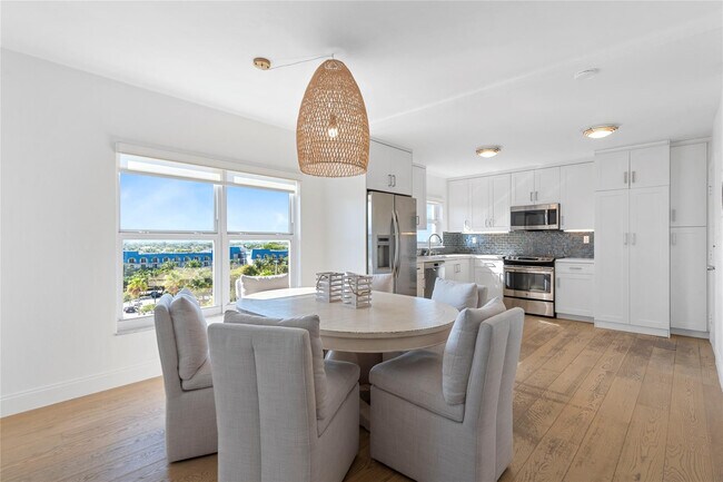 Building Photo - 3850 Galt Ocean Dr