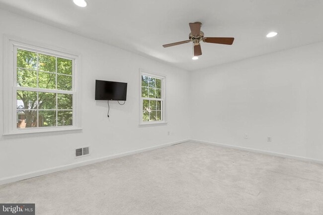 Building Photo - 2407 Alsop Ct