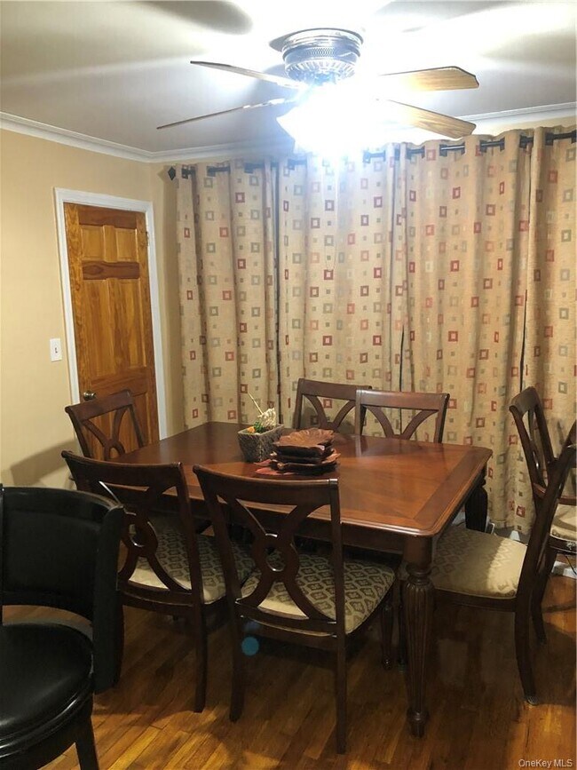 Building Photo - 228 N 7th Ave