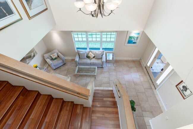 Building Photo - Kahana Ridge – Three Bedroom, Three Bathro...