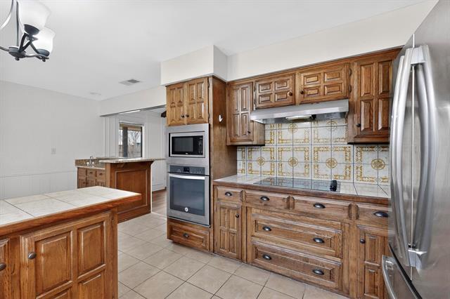 Building Photo - 1910 Glen Hill Dr