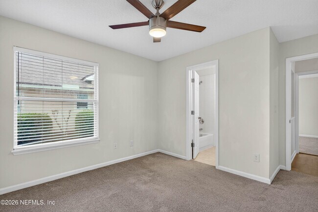 Building Photo - 2407 Southern Links Dr