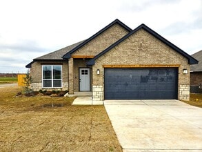 Building Photo - 19701 Brookville Dr