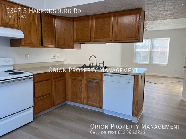 Building Photo - 9347 S Harrodsburg Rd