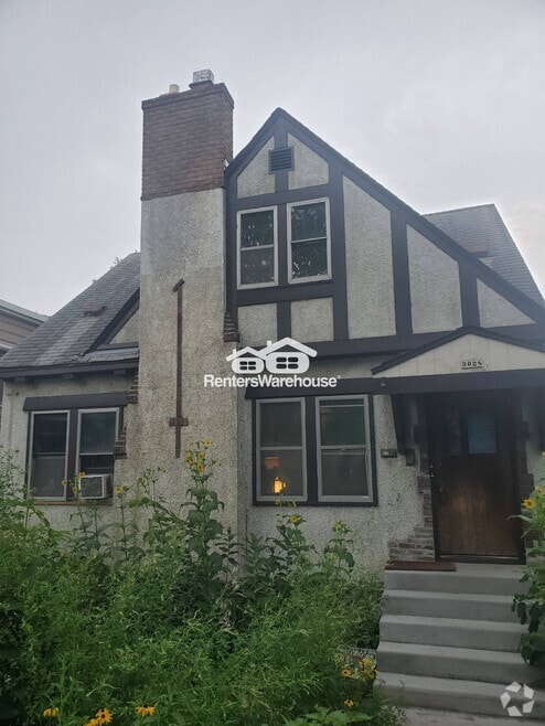 Building Photo - 3028 14th Ave S