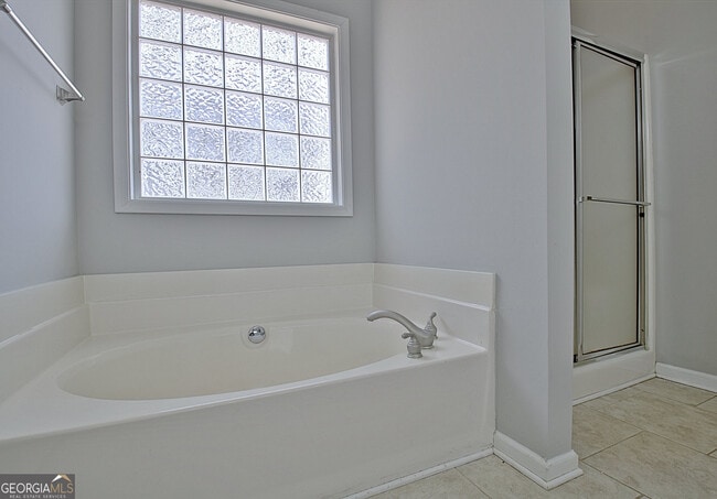 Building Photo - 170 Hidden Brook Trail