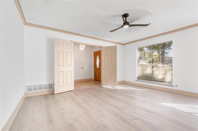 Building Photo - 210 Oak Forest Trail