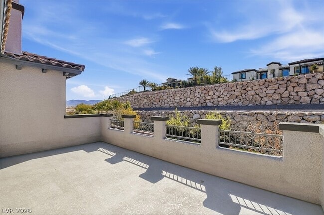 Building Photo - 11 Grand Masters Dr