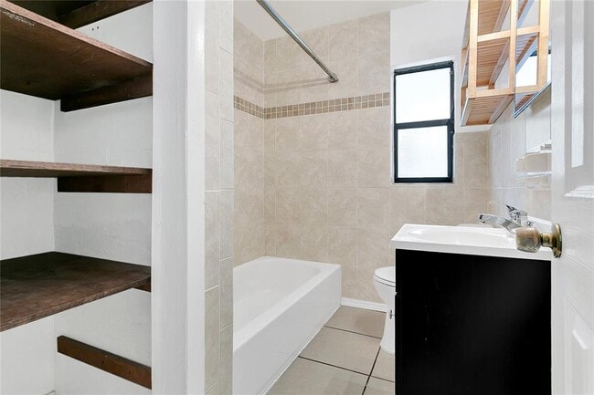 Building Photo - 1700 Ferris Ave