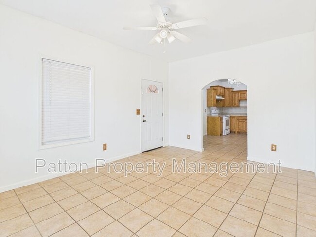 Building Photo - 745 N Aldredge St