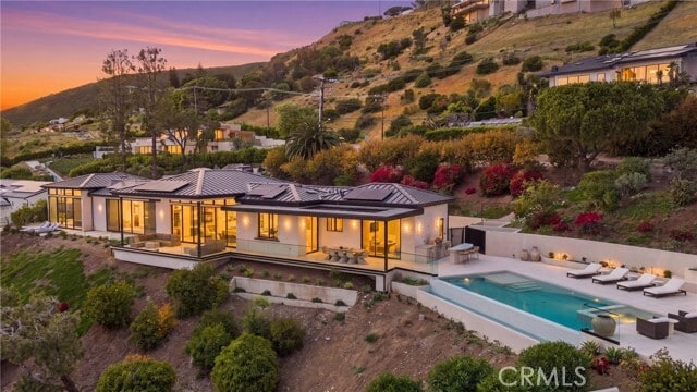 Building Photo - 5520 Horizon Dr