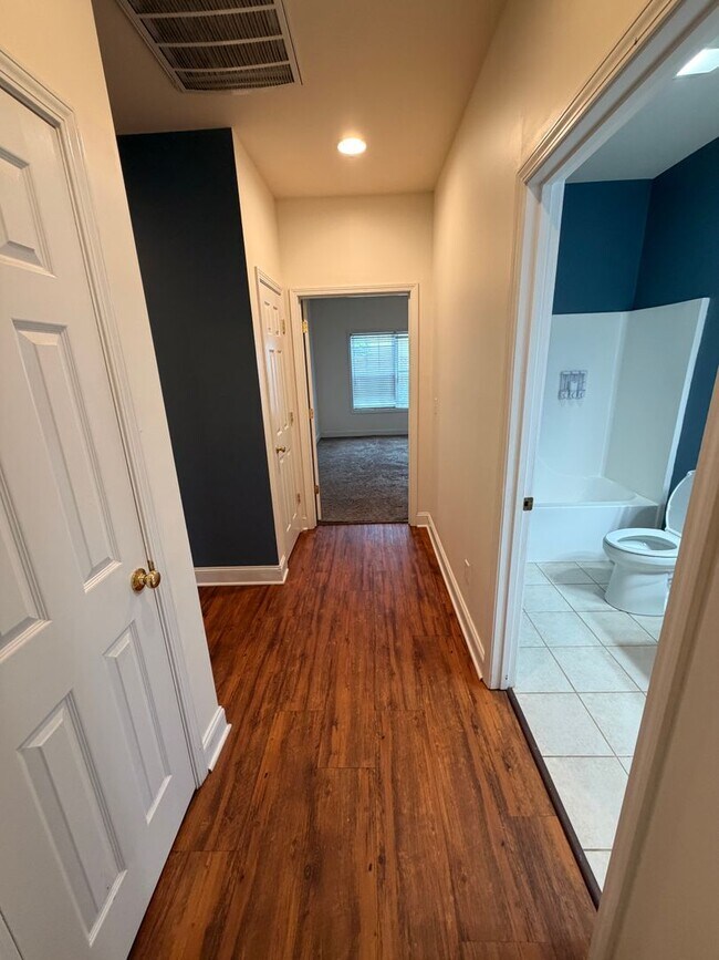Building Photo - Charming 3-Bedroom Home in The Preserve at Oak Ridge – Resort-Style Amenities!