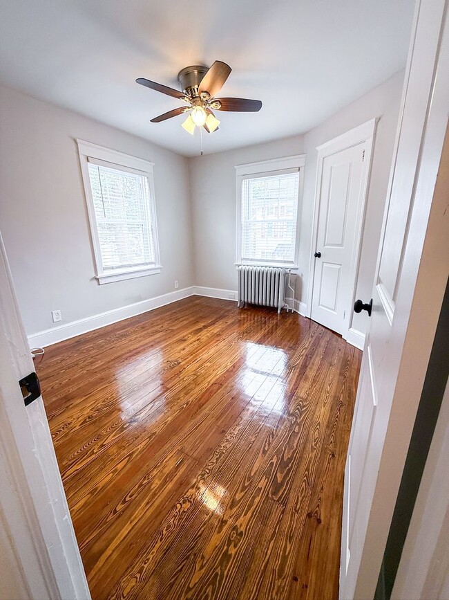 Building Photo - Stunning 3-Bedroom Twin Home in the Heart of Phoenixville! Available NOW!