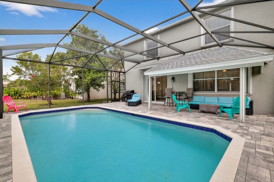 Building Photo - 21560 Brixham Run Loop