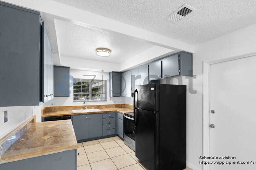 Building Photo - 7708 Quinby Way