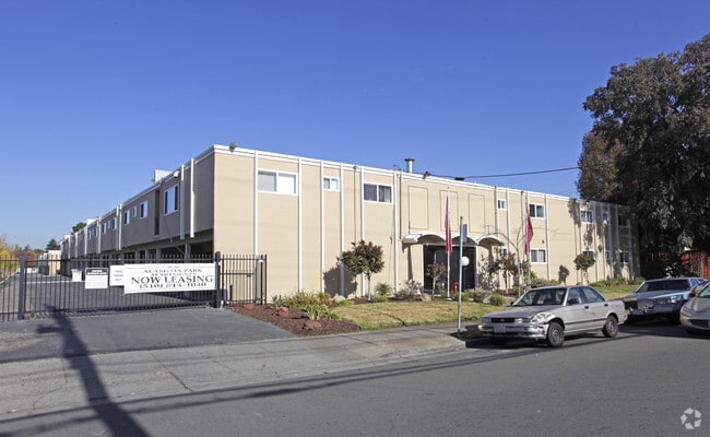 Primary Photo - Alameda Park Apartments