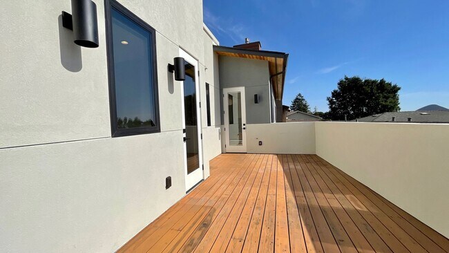 Building Photo - Exceptional New Construction Single-Level 4 Bedroom SLO View Home with Roof Deck