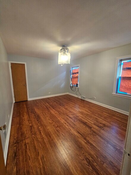 Building Photo - 7920 S Winchester Ave