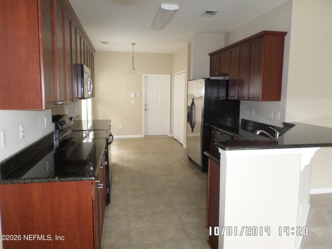 Building Photo - 11807 Templeton Rd