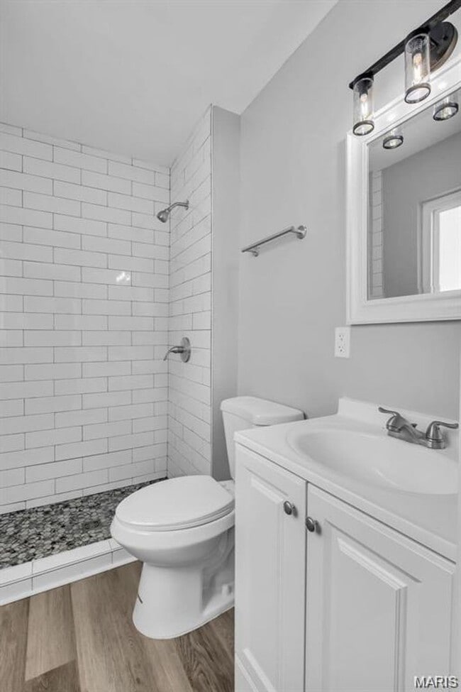 Building Photo - Beautifully remodeled ranch home