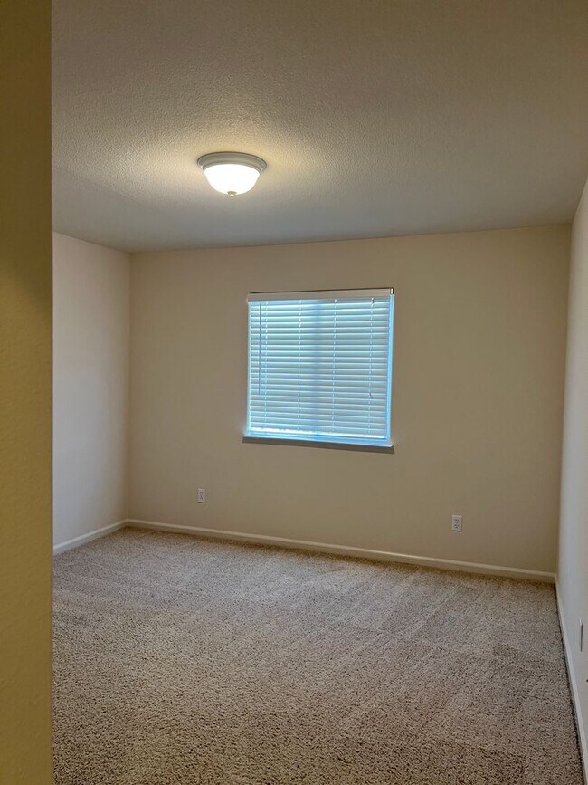 Building Photo - 4501 Waitsfield Cir