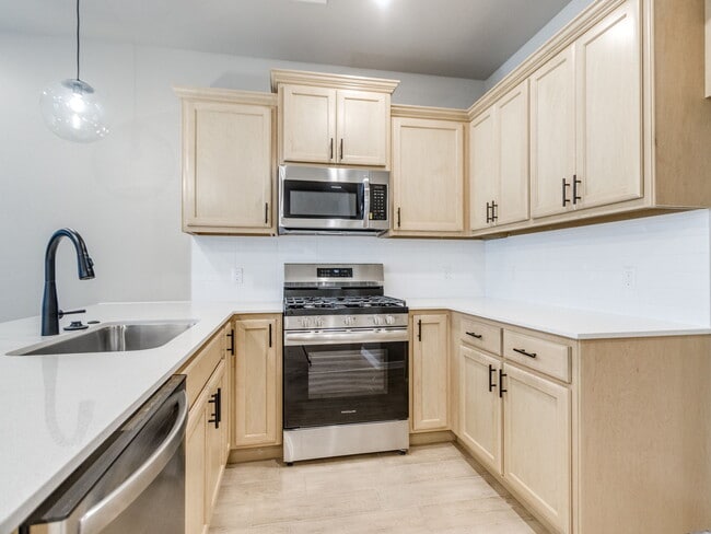 Building Photo - 10601 NW 23rd St