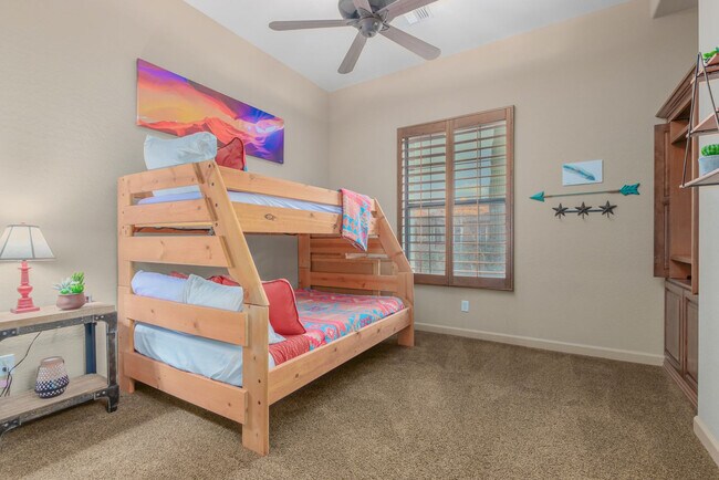 Building Photo - 3644 N Sagewood Cir