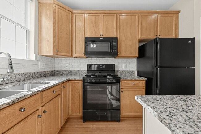 Building Photo - 7589 Great Swan Ct