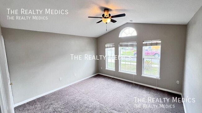 Building Photo - 130 Wheatfield Cir