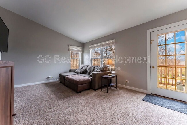 Building Photo - 1262 Brookdale Dr